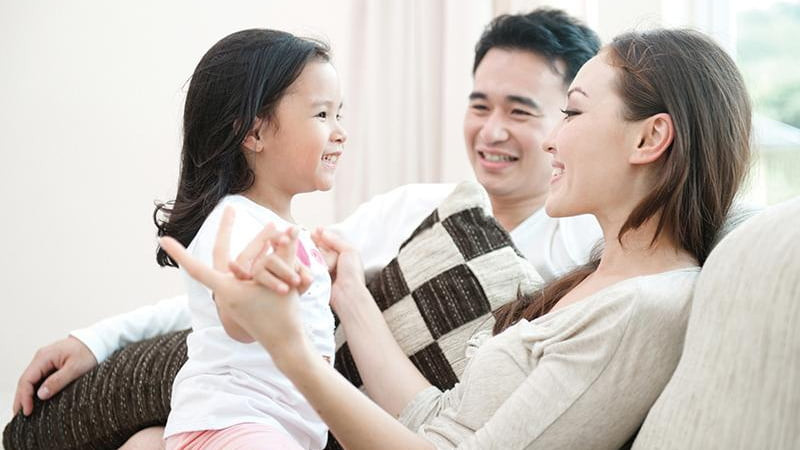 Gia đình hạnh phúc nhờ đặt tên con trai 2020 hợp phong thủy với bố mẹ