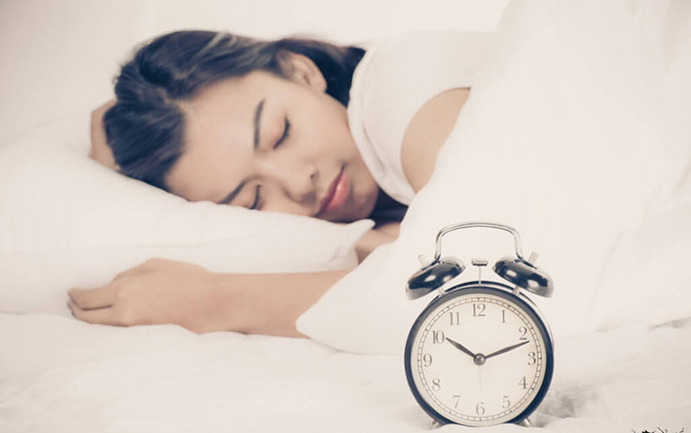 Giấc ngủ chất lượng giúp tăng cường sức khỏe và tinh thần thoải mái trong kỳ kinh nguyệt