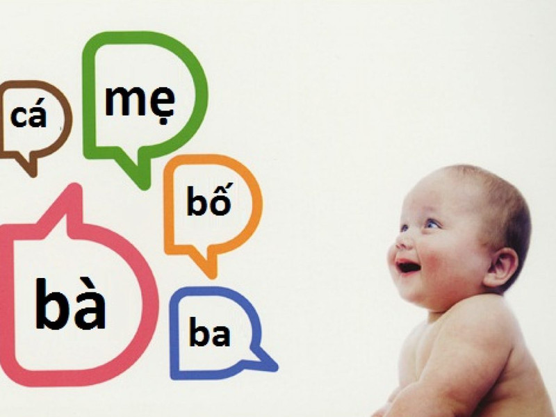 Giai đoạn phát triển của trẻ sơ sinh: Bé nói từ đầu tiên