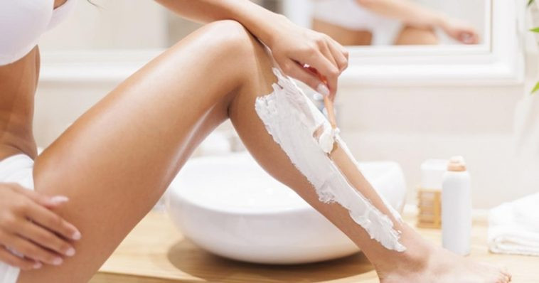 Hiệu quả tẩy lông chân bằng kem đánh răng và muối có thật sự như lời đồn?
