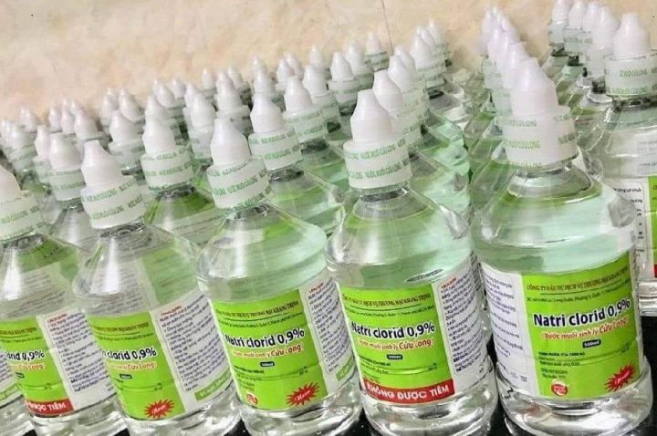 Rửa Mặt Bằng Nước Muối Sinh Lý Đúng Cách: Hướng Dẫn Chuyên Sâu