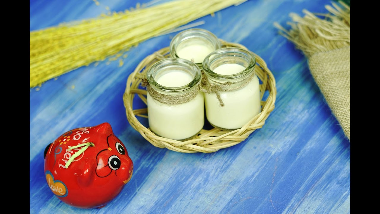Cho Bé Ăn Váng Sữa Đúng Cách: Hướng Dẫn Toàn Diện Từ Chuyên Gia