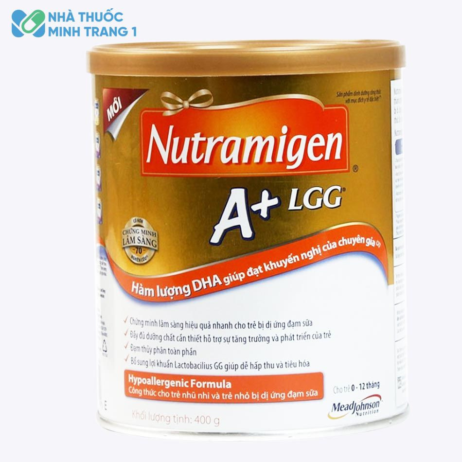 Hình ảnh sữa Nutramigen được pha đúng cách cho trẻ dị ứng đạm sữa, hỗ trợ phát triển thể chất