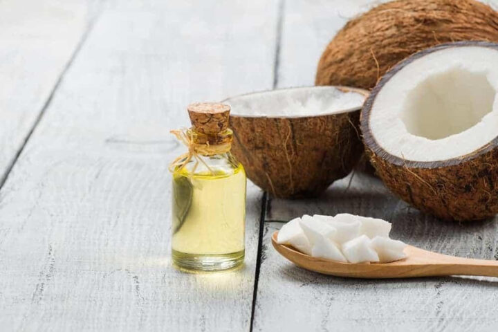 Hướng dẫn làm tẩy tế bào chết cà phê và dầu dừa dưỡng ẩm sâu