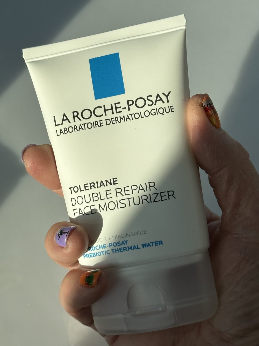 Kem dưỡng da La Roche-Posay Toleriane Double Repair Face Moisturizer được bác sĩ khuyên dùng cho da nhạy cảm