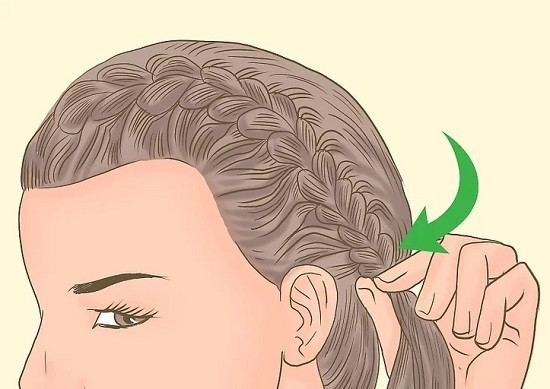 Kết thúc tết tóc kiểu Pháp khi đạt đến ngang tai của bé gái tóc ngang vai