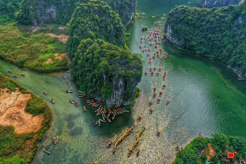 Khám phá Ninh Bình dịp Tết với cảnh sắc thiên nhiên hùng vĩ và tâm linh