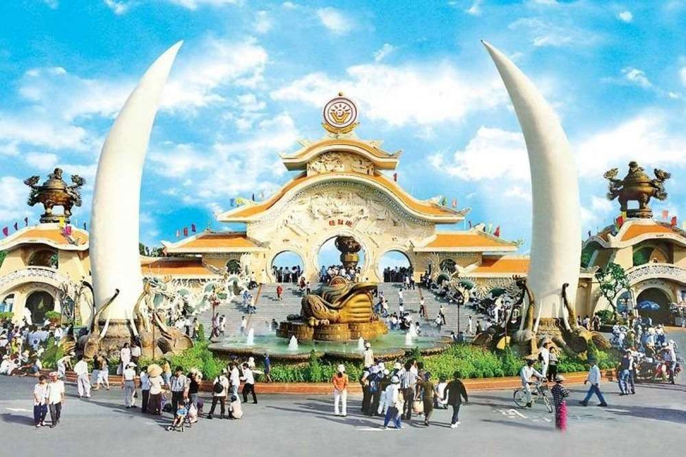 Khu vui chơi trẻ em quận 9 Khu du lịch Văn hóa Suối Tiên với nhiều công trình độc đáo