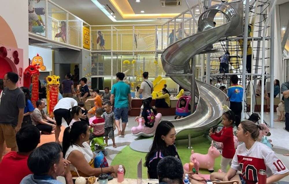 Khu vui chơi trẻ em quận 9 Sky Kids thu hút nhiều gia đình vào dịp cuối tuần