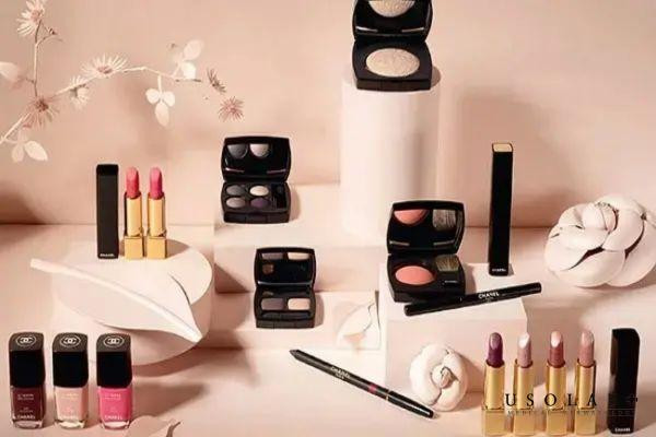 Mỹ phẩm hết hạn: Rủi ro sức khỏe, cách nhận biết và xử lý đúng