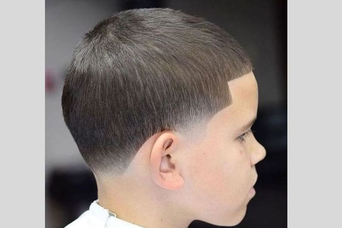 Kiểu tóc đầu đinh cho bé trai: Hướng dẫn từ A-Z mẹ nên biết