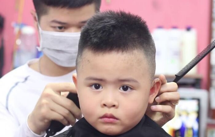 Kiểu Tóc Đẹp Cho Bé Trai 6 Tuổi: Phong Cách Sành Điệu & Phù Hợp