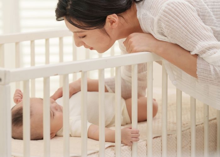 Những lưu ý quan trọng khi chọn gối cho trẻ sơ sinh và vệ sinh gối định kỳ