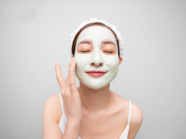 Bầu đắp mặt nạ được không? Hướng dẫn chăm sóc da an toàn cho mẹ