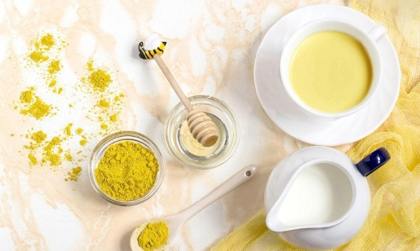 Trắng da bằng tinh bột nghệ: Bí quyết làn da sáng mịn tại nhà Trắng da bằng tinh bột nghệ: Bí quyết làn da sáng mịn tại nhà