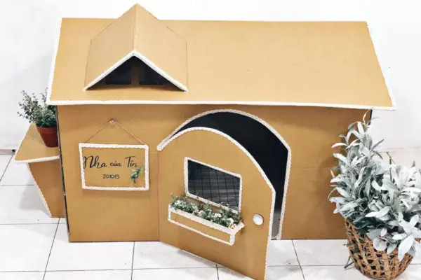 Mẫu ngôi nhà bằng giấy đơn giản thứ chín với thiết kế hai tầng và ban công nhỏ