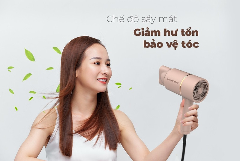 Máy sấy tóc mini Sunhouse SHD2313 màu hồng pastel, tay cầm gập tiện lợi