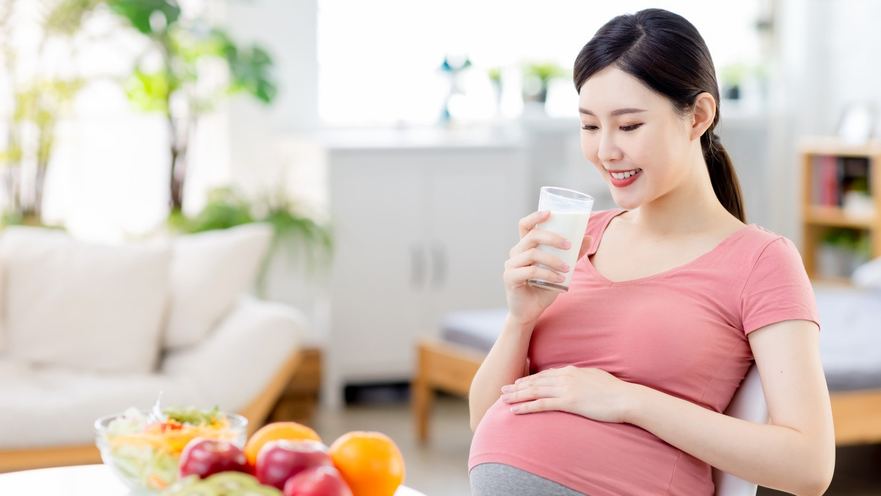 Mẹ bầu trong những tuần cuối thai kỳ, một trong những nguyên nhân có thể dẫn đến thiếu nước ối