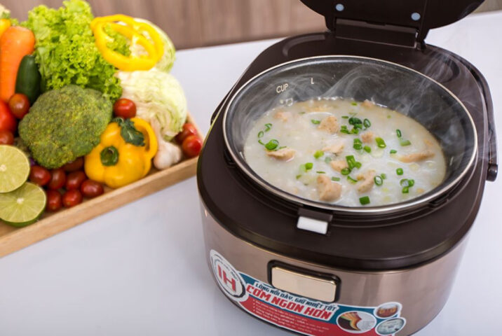 Hướng Dẫn Chi Tiết Nấu Cháo Ăn Dặm Bằng Nồi Cơm Điện Chuẩn Chuyên Gia