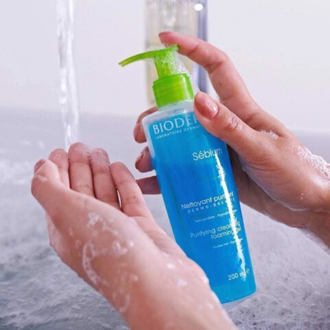 Sữa Rửa Mặt Ngừa Mụn Trị Thâm: Hướng Dẫn Chọn & Top Sản Phẩm