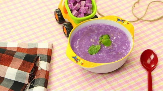 Món cháo thịt bò khoai mỡ ngọt bùi, giàu năng lượng cho bé