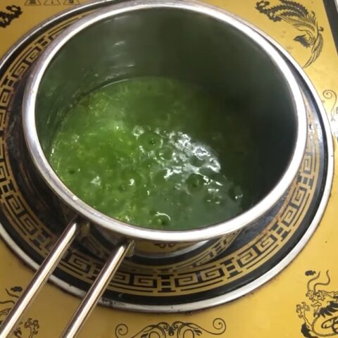 Hoàn thiện cháo cá hồi rau mồng tơi khoai lang