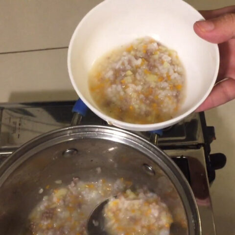 Nêm gia vị cho cháo thịt bò khoai tây