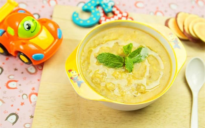 Những lưu ý quan trọng khi nấu cháo thịt bò khoai lang cho bé để đảm bảo an toàn và ngon miệng