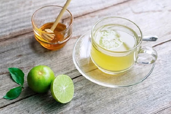 Hỗn hợp chanh, mật ong và vitamin E hỗ trợ trị mụn thâm