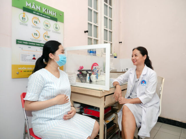 Phòng khám phụ khoa Đà Nẵng sạch sẽ, bác sĩ Lê Trần Anh Thư và nhân viên nhiệt tình, đầy đủ trang thiết bị