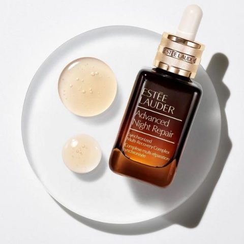 Serum Chống Lão Hóa Tốt Nhất: Hướng Dẫn Toàn Diện Cho Làn Da Trẻ Khỏe