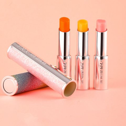 Son Dưỡng Lip Balm Có Tốt Không? Chuyên Gia Giải Đáp Toàn Diện