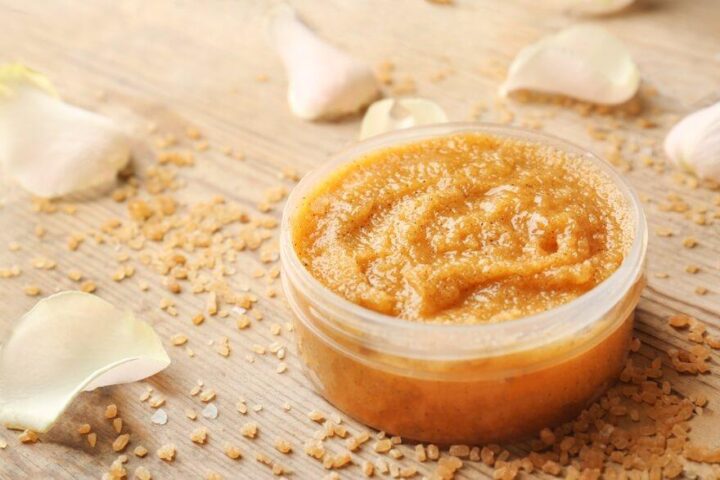 Tẩy da chết vật lý dạng hạt