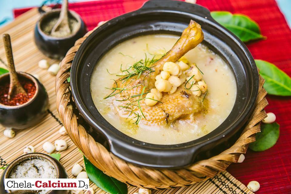 Bát cháo gà thơm ngon đầy dinh dưỡng dành cho bà bầu