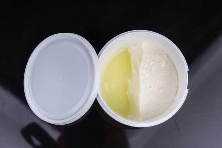 Tại Sao Sữa Chua Bị Tách Nước? Nguyên Nhân Và Cách Khắc Phục