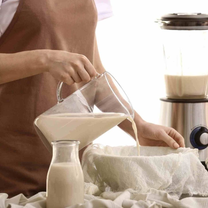 Sữa ngũ cốc đậu nành mè trắng giúp bé tăng cường sức khỏe