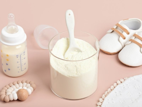 Sữa sau khi pha nên được sử dụng trong 2 giờ nếu để ở nhiệt độ phòng