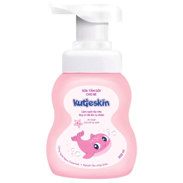 Sữa tắm Kutieskin làm sạch dịu nhẹ cho bé