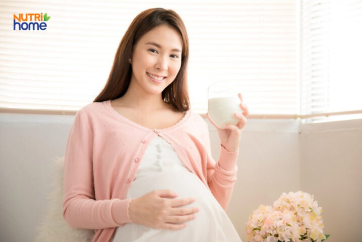 Sữa tươi tiệt trùng là lựa chọn thay thế an toàn cho bà bầu uống cà phê sữa