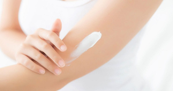 Các Bước Tẩy Tế Bào Chết Body Chuẩn Spa Cho Da Sáng Mịn