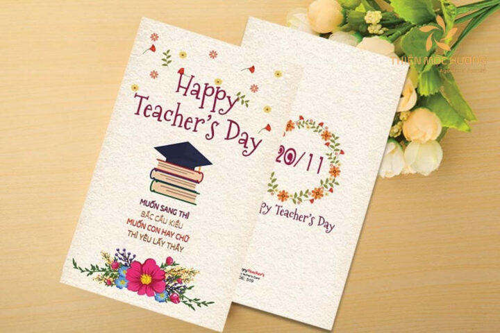 Thiệp chúc mừng 20 tháng 11 đẹp nhất với họa tiết hoa văn cổ điển