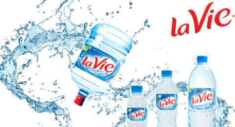 Thùng nước khoáng Lavie đóng chai 500ml trên thị trường nước suối đóng chai