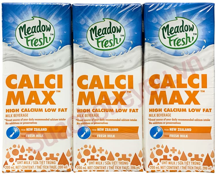 Thùng sữa tươi Meadow Fresh Calci Max hộp 200ml tiện lợi