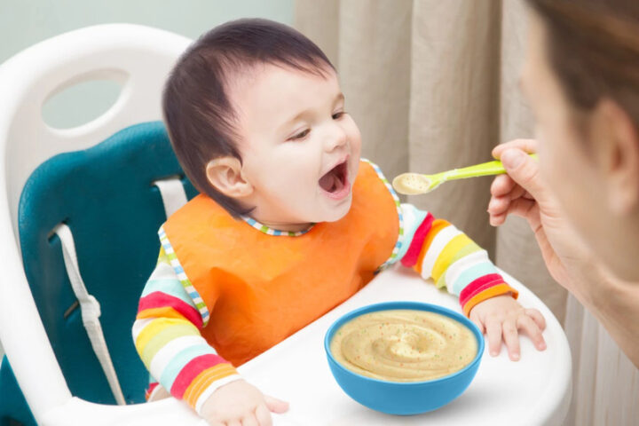 Tiêu chí cần biết để chọn các loại bột ăn dặm phù hợp cho bé
