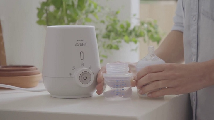 Máy hâm sữa tiện lợi, giữ ấm sữa cho bé, món quà đầy tháng được nhiều mẹ bỉm sữa yêu thích