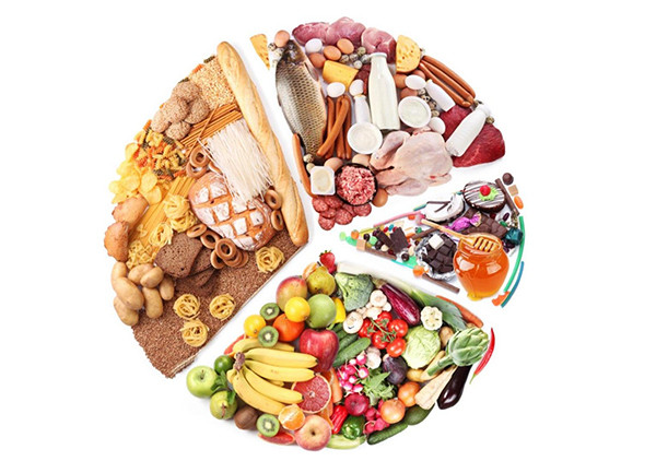 Trẻ 7 tháng ăn dặm cần đủ 4 nhóm chất dinh dưỡng.