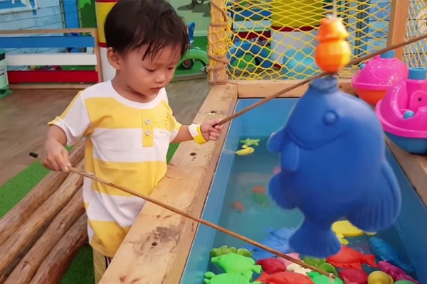 Trò chơi tô màu sáng tạo giúp trẻ mầm non phát triển tư duy