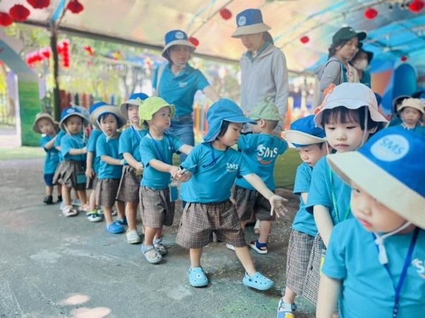 truong-mam-non-montessori-Smiles