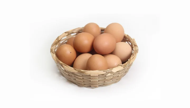 Trứng gà mật ong có tác dụng gì: Lưu ý khi dùng trứng gà mật ong
