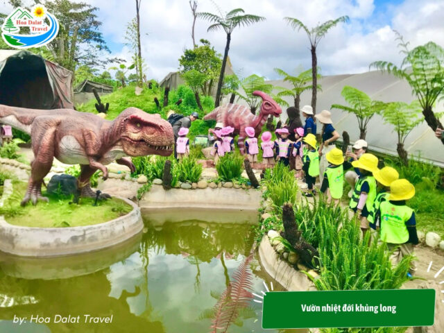 Vườn Nhiệt Đới Khủng Long, một khu vui chơi trẻ em ở Đà Lạt với mô hình sống động